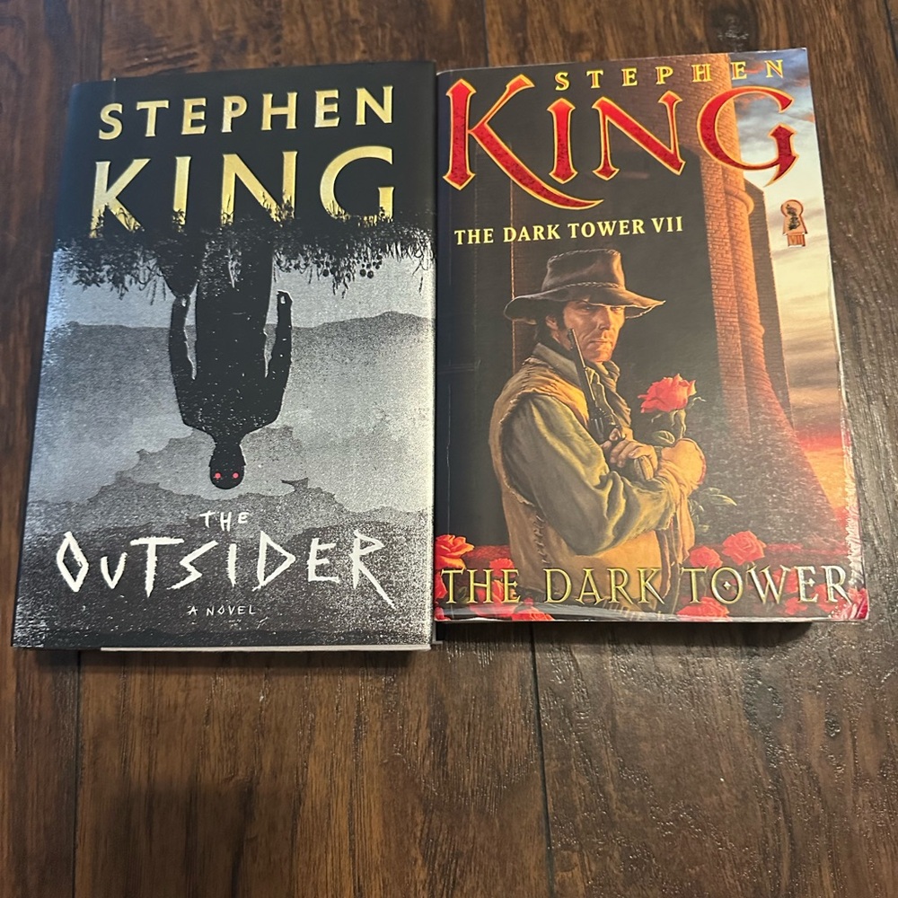 Stephen King Lot of 2 Books: The‎ Outsider & The Dark Tower VII